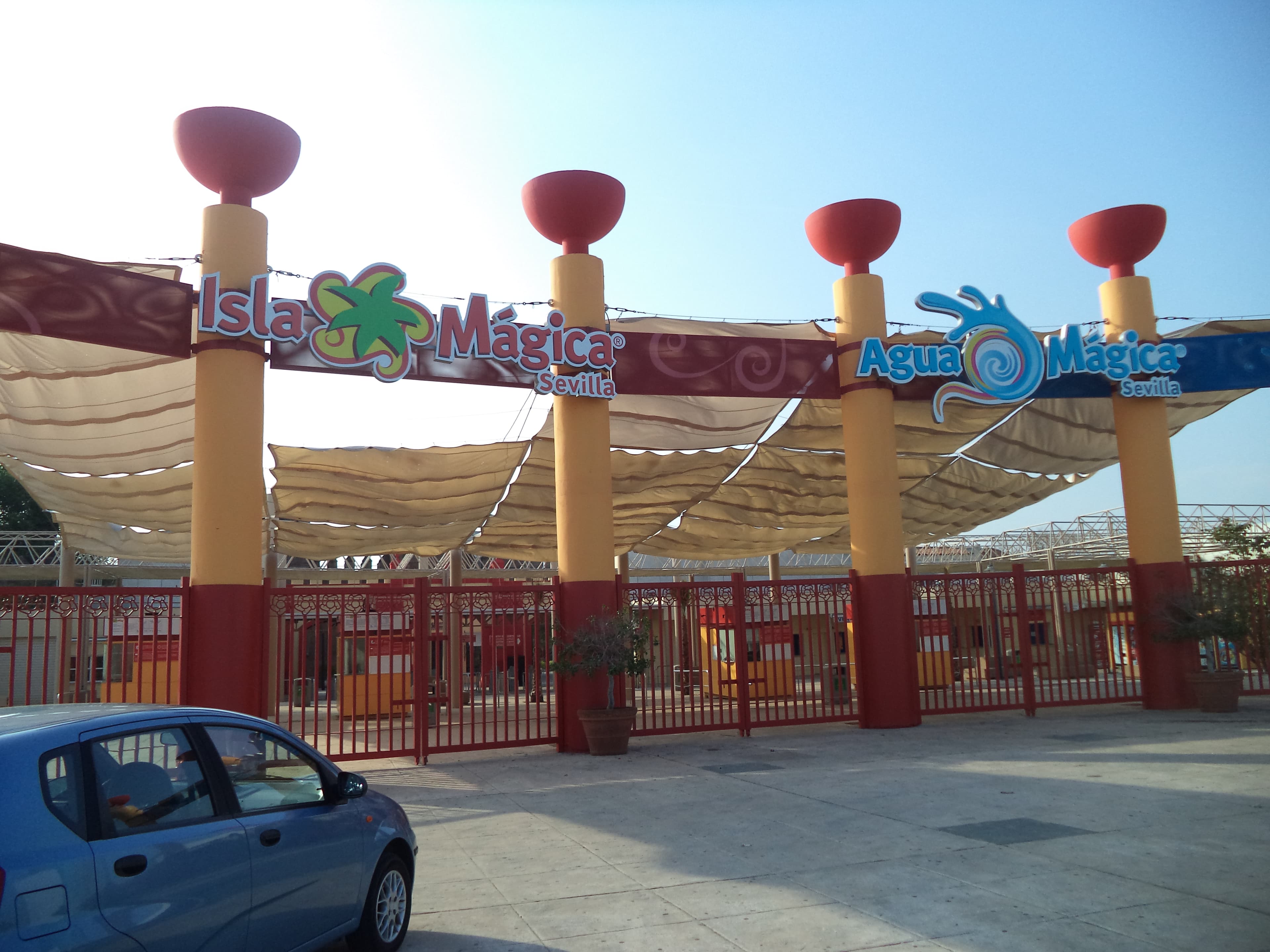 Isla Mágica (Theme Park)