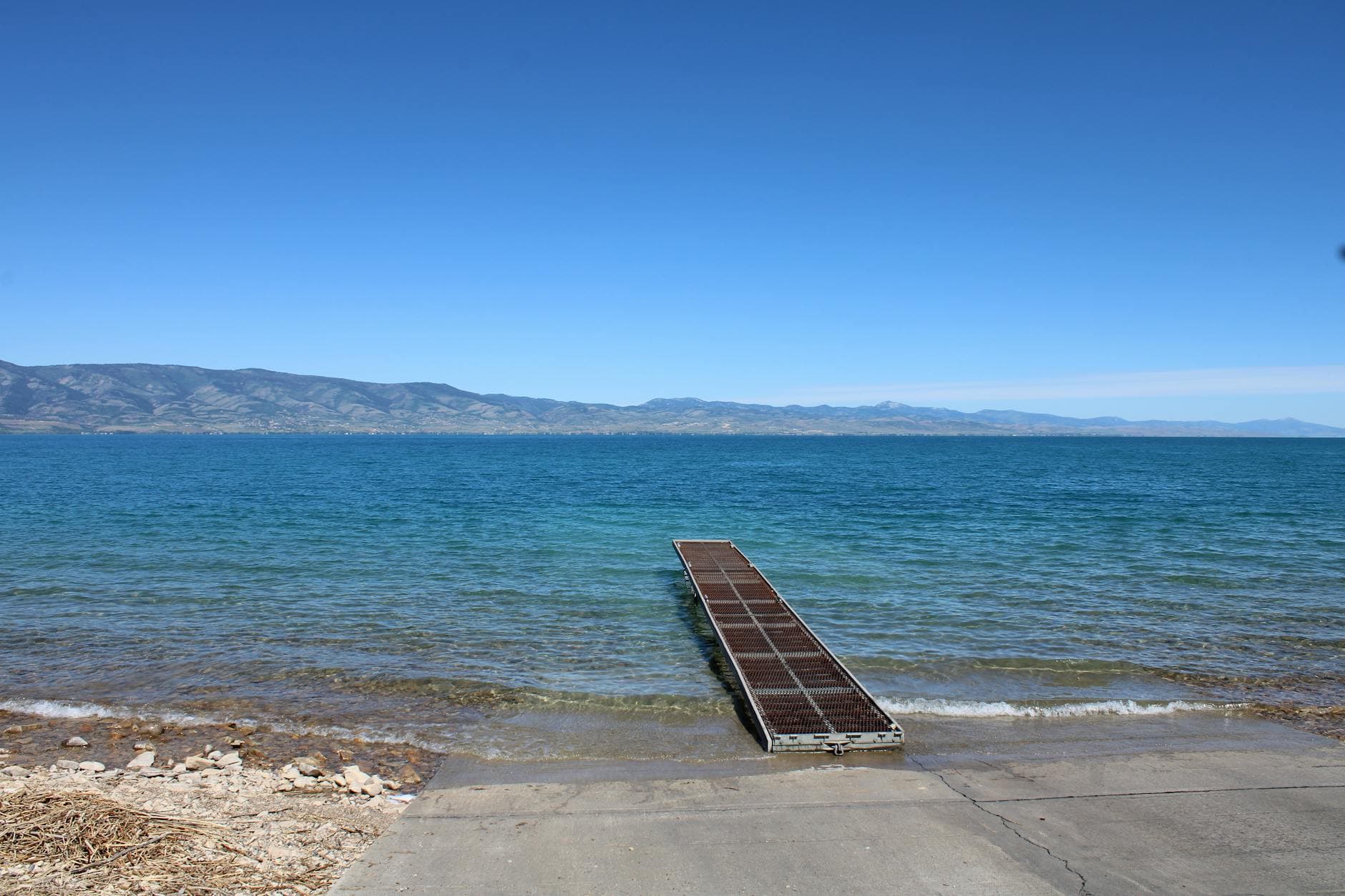 Bear Lake (Rendezvous Beach)