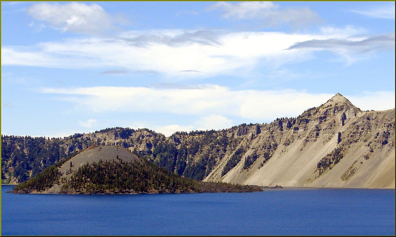 Crater Lake NP (Rim Village off-season)