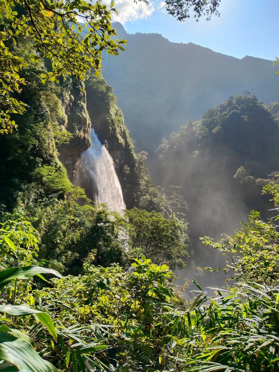 Halawa Valley (waterfall hike)