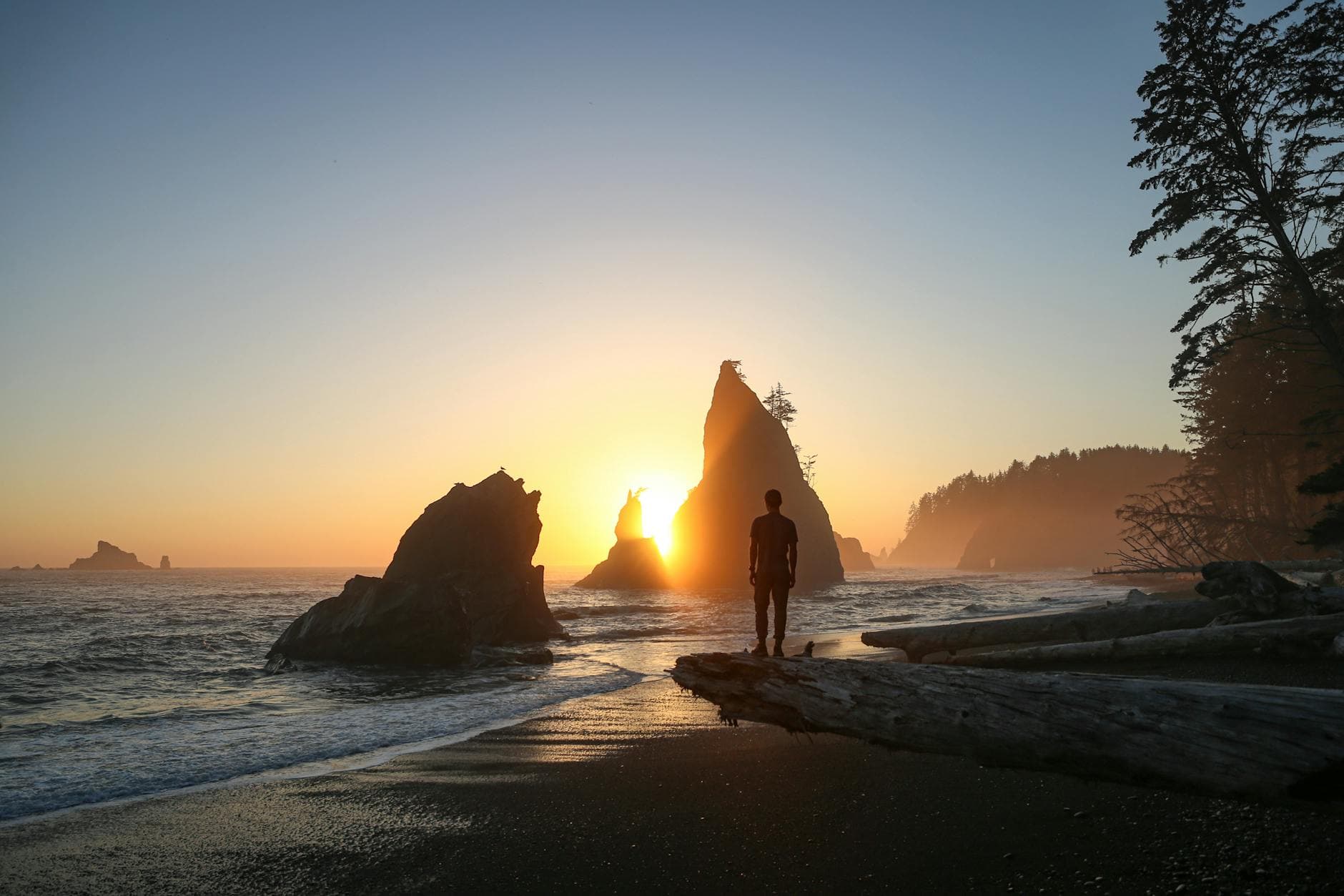 Rialto Beach (Hole-in-the-Wall)
