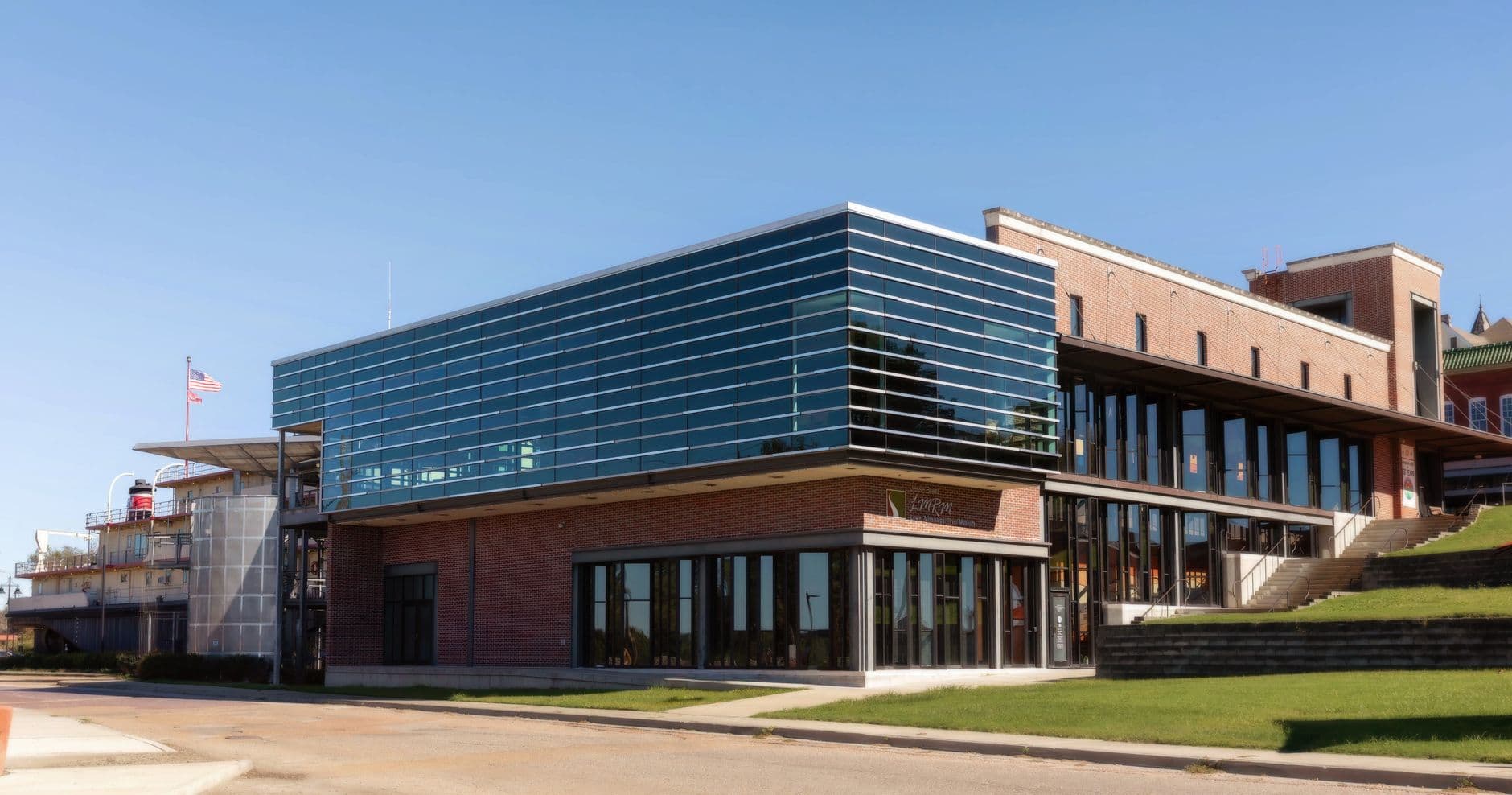 University of Southern Mississippi Campus & Cook Library