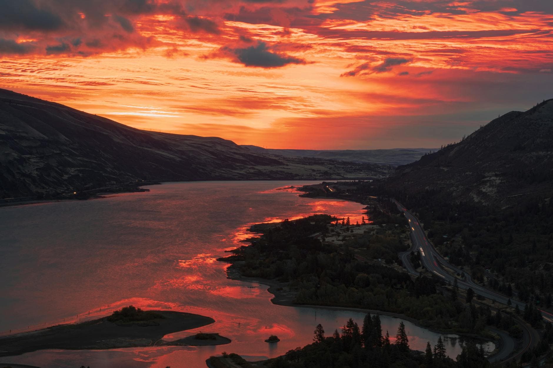 Columbia River Gorge (east access)