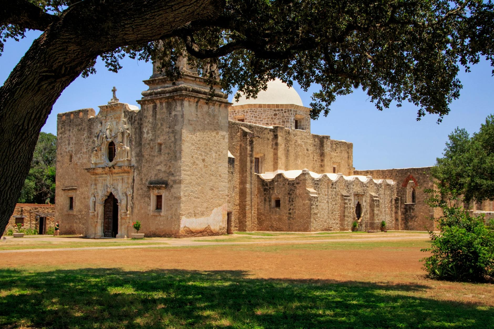 Missions, Moonlight & Limestone Silence: 3 Days in San Antonio