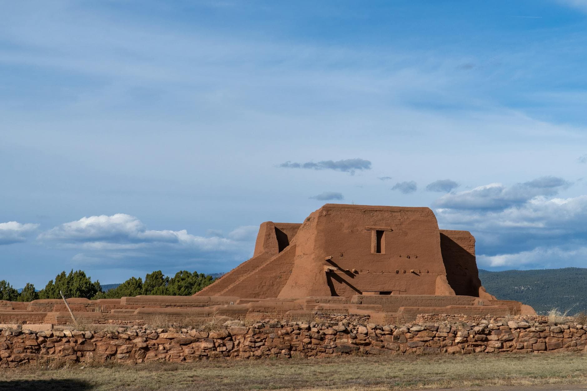 Taos Pueblo (UNESCO – day trip)
